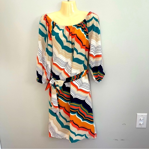 Trina Turk Dress Off Shoulder Mini Dress Women's Size 2 Belt Whale Tail Flowy - Picture 1 of 9